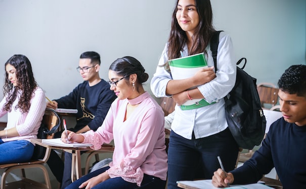 1686503373948117.jpg 2.jpg